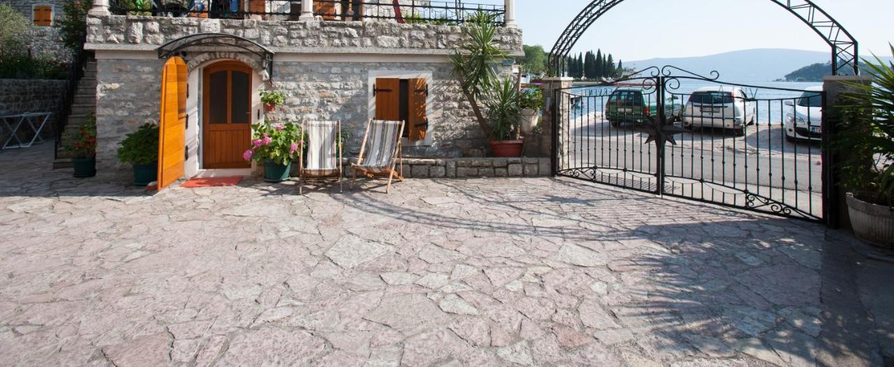 Serventi Apartment Tivat